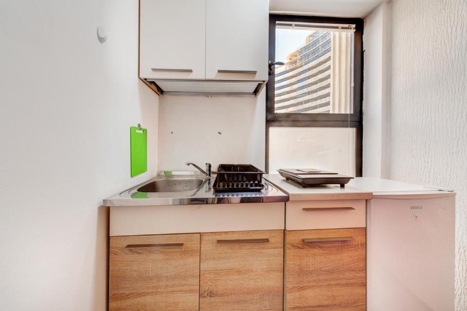 Post Office Center Apartments บุดวา ภายนอก รูปภาพ